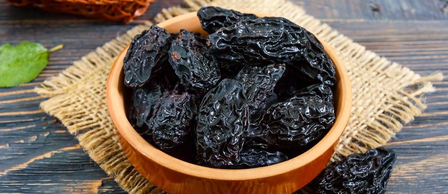 Śliwki suszone w słońcu